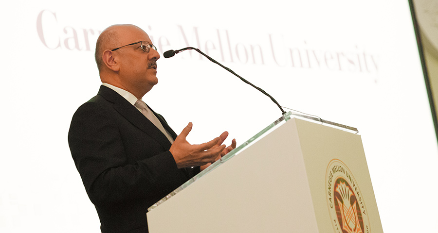 Farnam Jahanian speaks to CMU-Q alumni