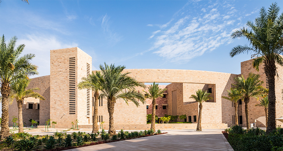 Carnegie Mellon Qatar has offered undergraduate computer science since 2004.
