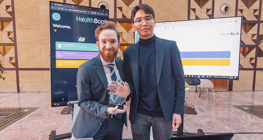 Mugur Preda and Raman Saparkhan won the top spot at the first Inhud Showcase for tech startups at CMU-Q.