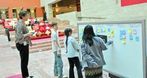 Faculty with students at AI2CMU-Q Week