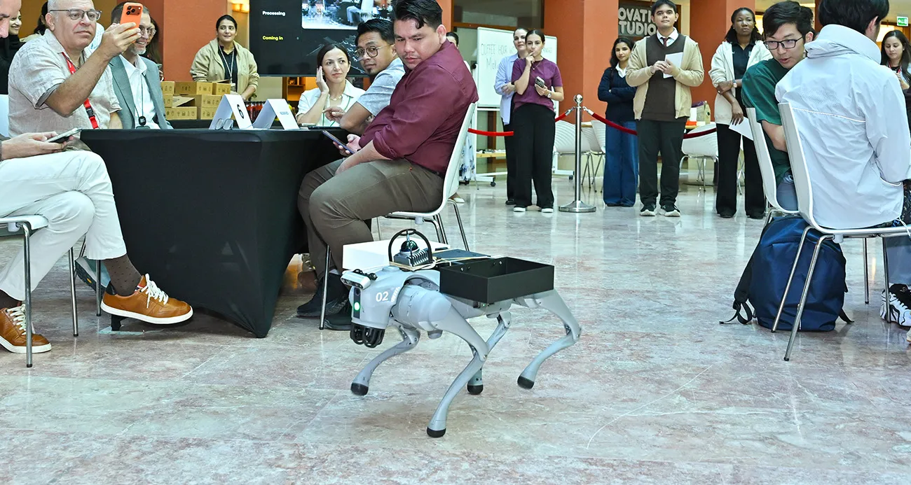 CMUQ Information Systems iX lab debuts autonomous robotic dog BARQ
