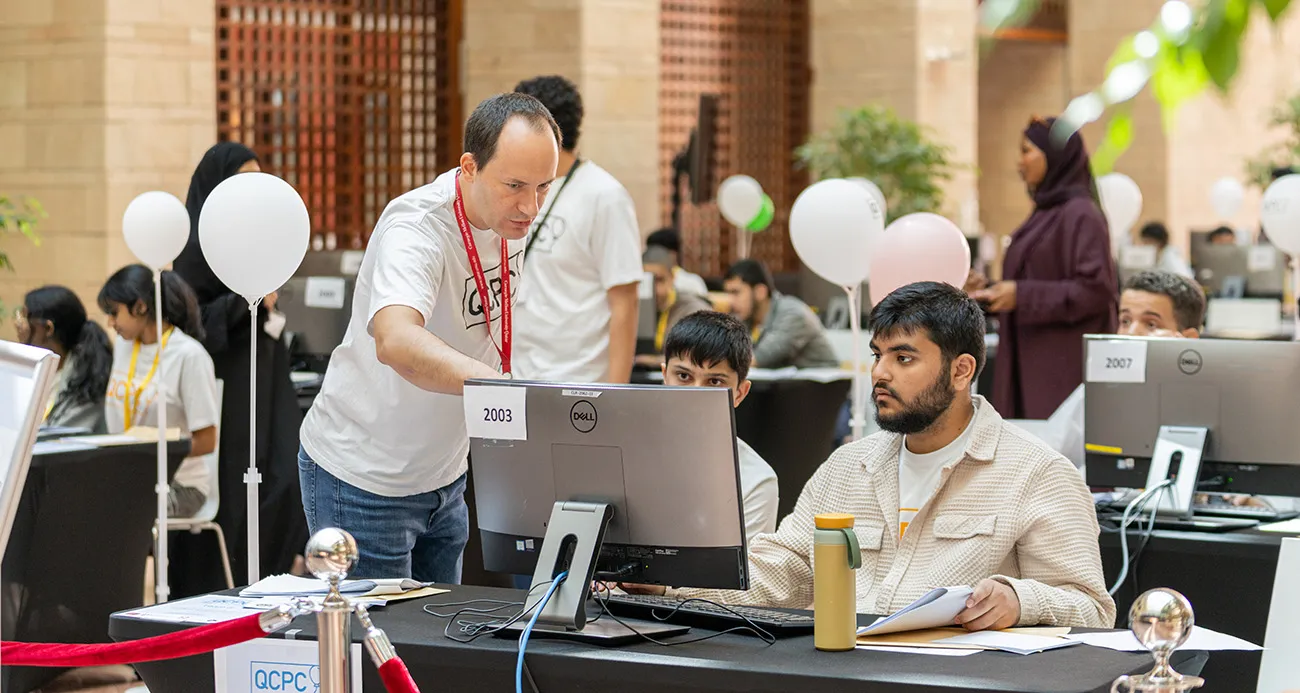 Carnegie Mellon Qatar showcases nations top coders at 7th Annual Qatar Collegiate Programming Contest